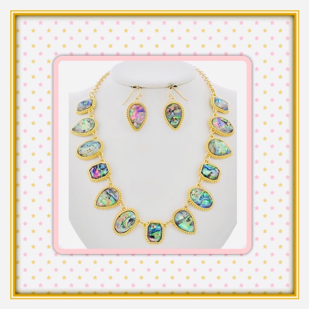 🛍Necklace Earrings Set🛍